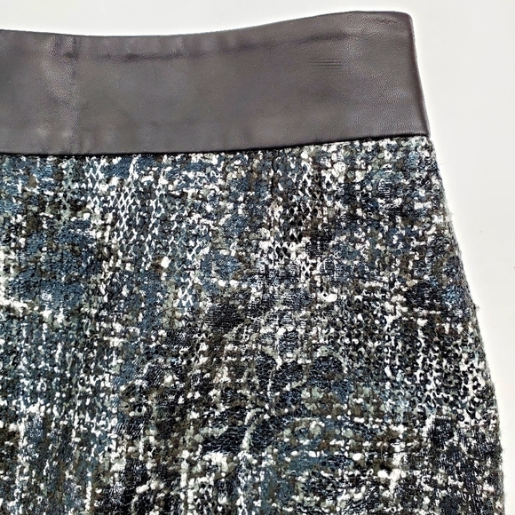 Banana Republic Faux Leather Waist Coated Detail Pencil Skirt - Picture 5 of 10